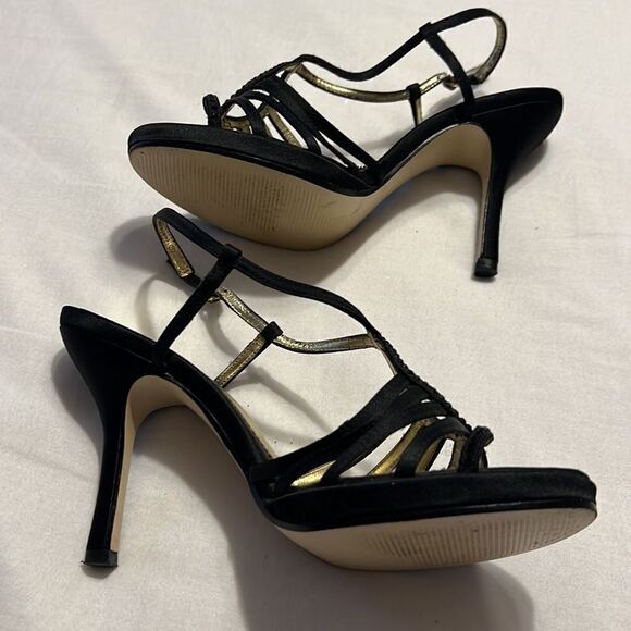 NINA. Size 6.5 black strappy heels - Picture 4 of 6